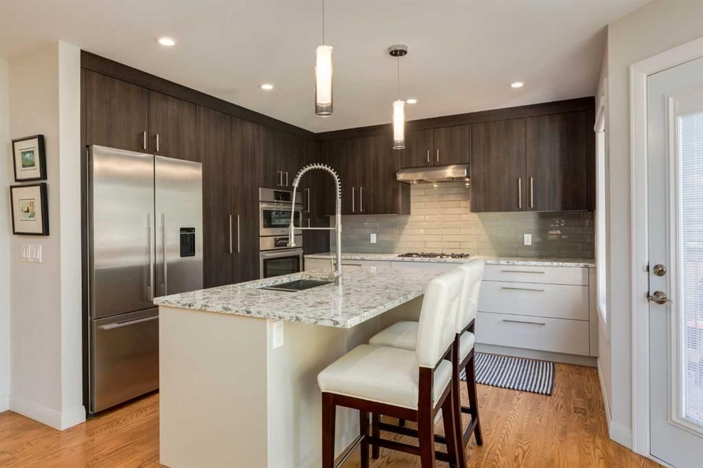 37 Douglasview Circle SE, Calgary — photo 2 of 50