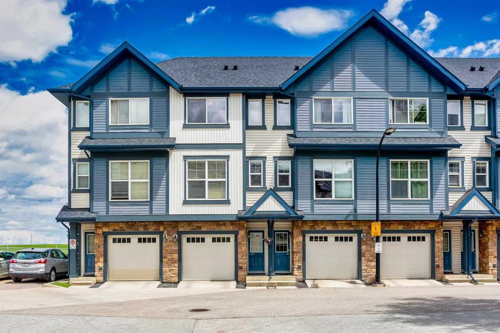 88 New Brighton Point SE, Calgary — photo 3 of 33