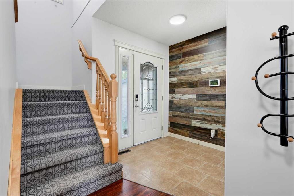 156 Covehaven Terrace NE, Calgary — photo 3 of 42