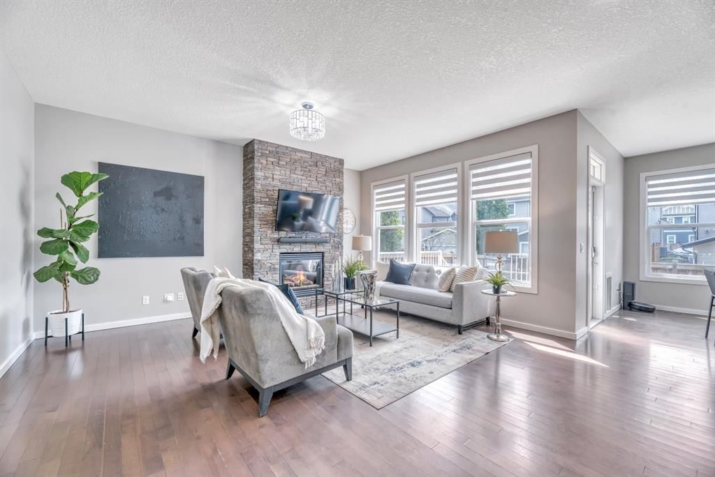 31 Mahogany Way SE, Calgary — photo 3 of 50
