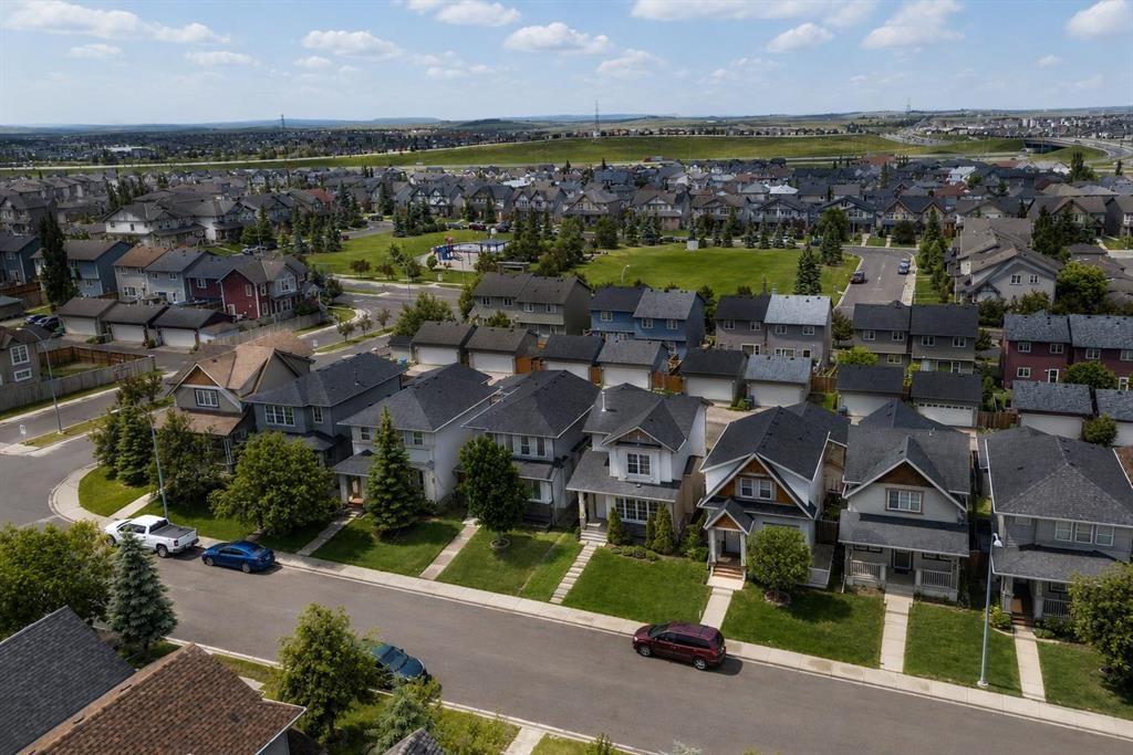 116 Panora Close NW, Calgary — photo 2 of 50