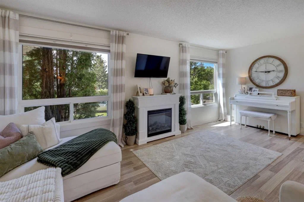 8320 Centre Street NE, Calgary — main listing photo