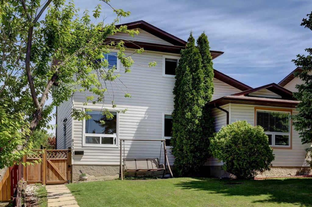 8320 Centre Street NE, Calgary — photo 3 of 35
