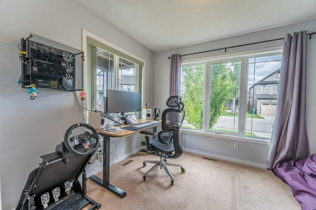 15 Windwood Grove SW, Airdrie — photo 5 of 50