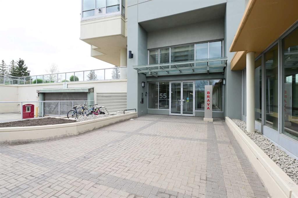 1408, 55 Spruce Place SW, Calgary — photo 2 of 24