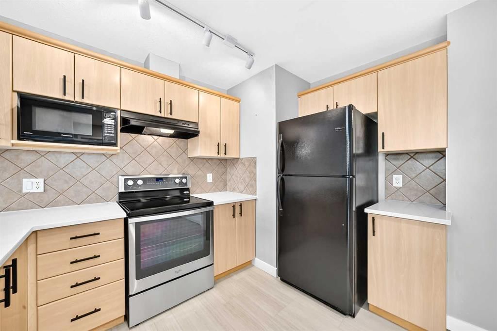 307, 3651 Marda Link SW, Calgary — photo 5 of 28