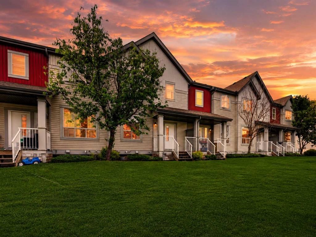 179 Copperstone Cove SE, Calgary — photo 2 of 32