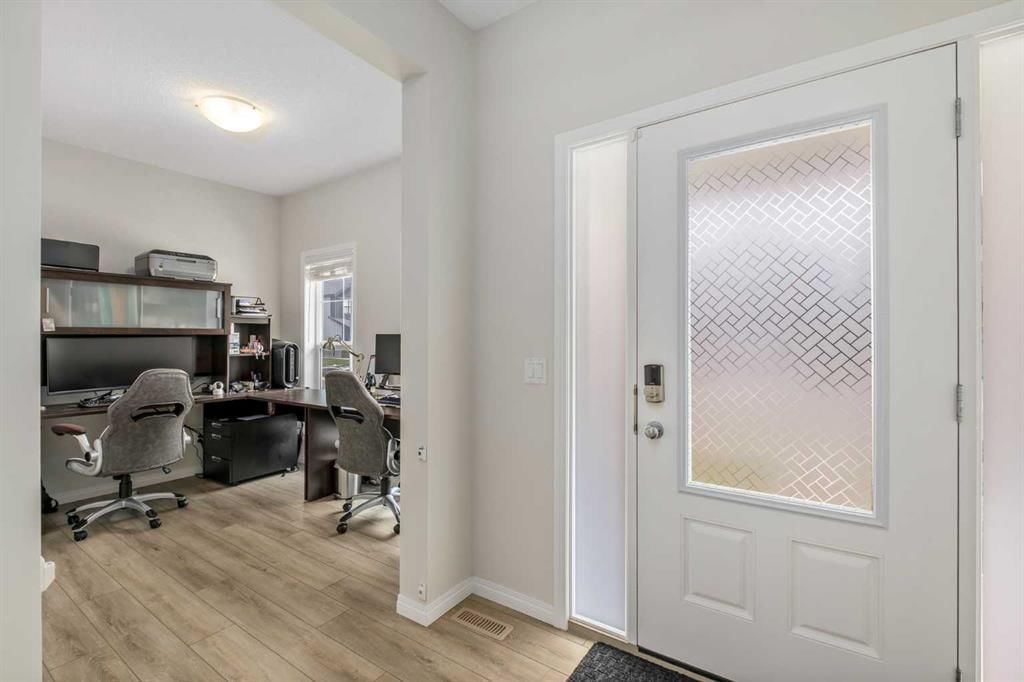 53 Masters Street SE, Calgary — photo 5 of 48