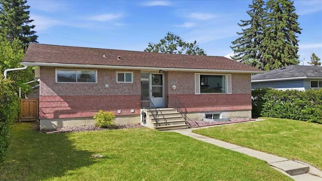 4408 8 Avenue SW, Calgary — photo 2 of 41