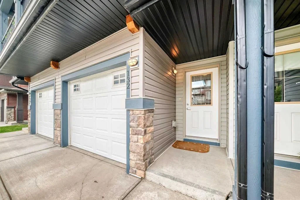 132 Sage Hill Grove NW, Calgary — photo 3 of 48