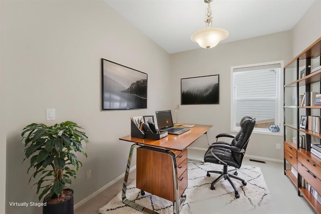 107 Everoak Green SW, Calgary — photo 5 of 47
