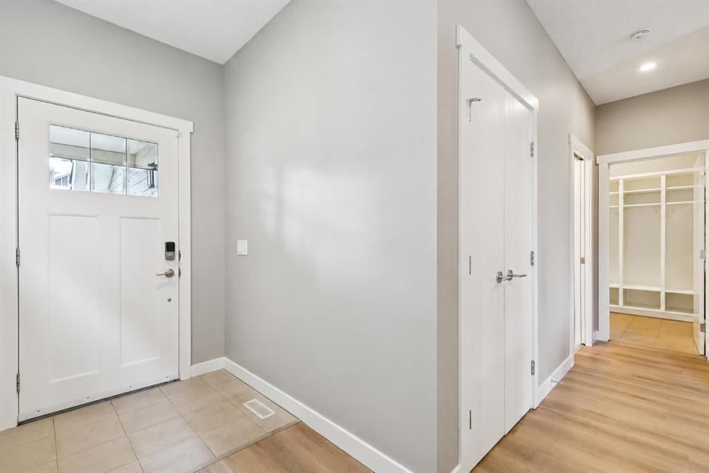 52 Marquis Crescent SE, Calgary — photo 5 of 50