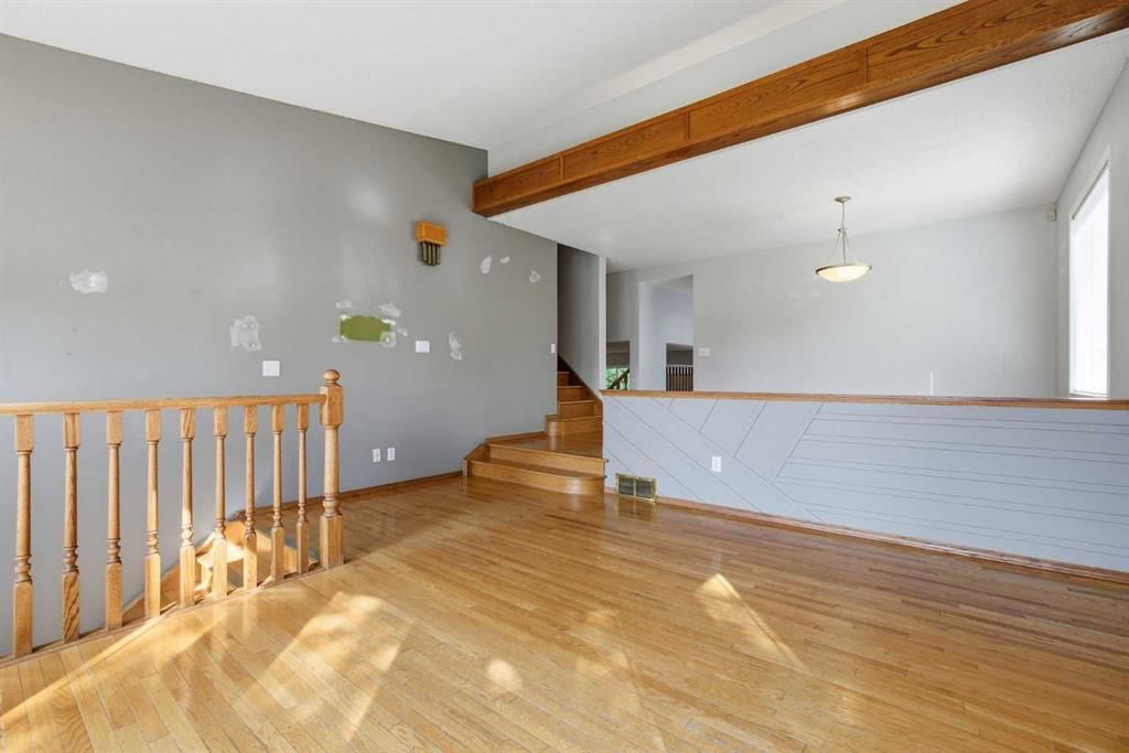 201 Sierra Morena Circle SW, Calgary — photo 5 of 50