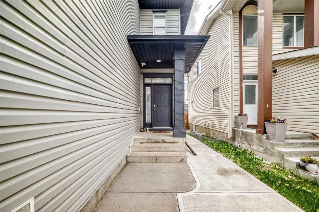 11 Taralake Way NE, Calgary — photo 3 of 41