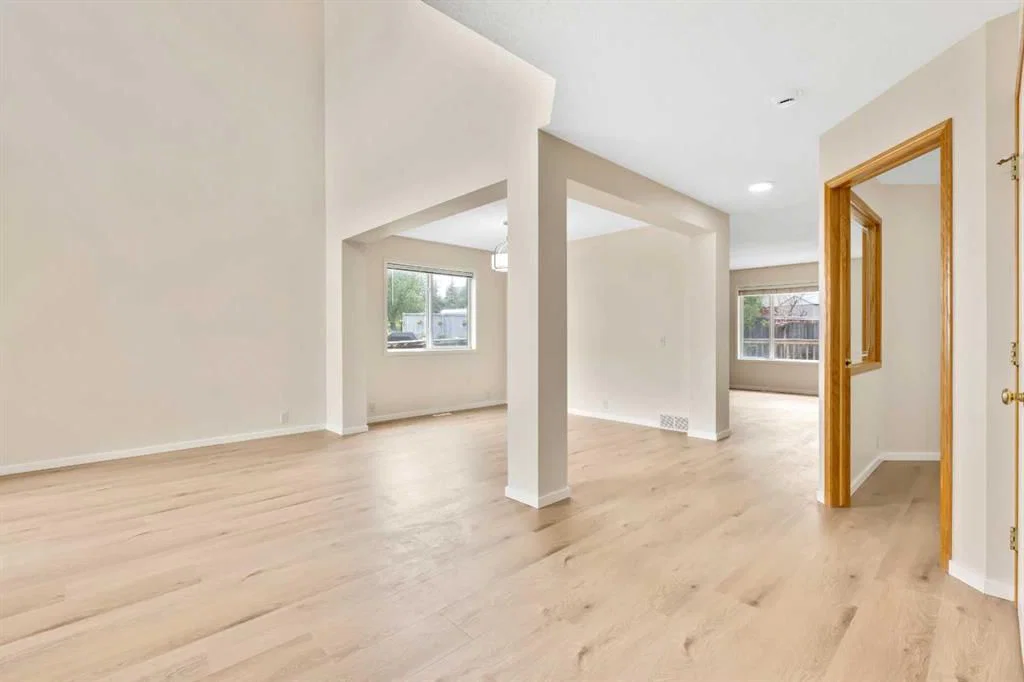 117 Millview Park SW, Calgary — photo 3 of 43