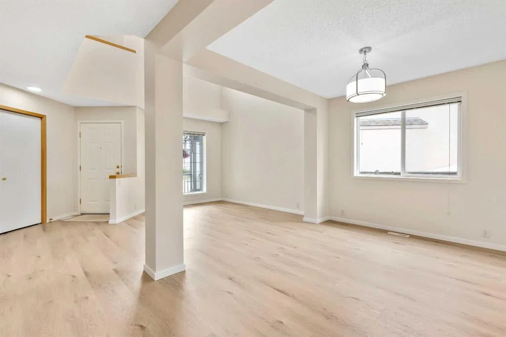 117 Millview Park SW, Calgary — photo 4 of 43