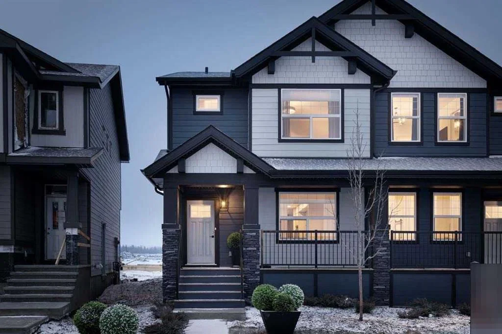 640 Legacy Circle SE, Calgary — main listing photo