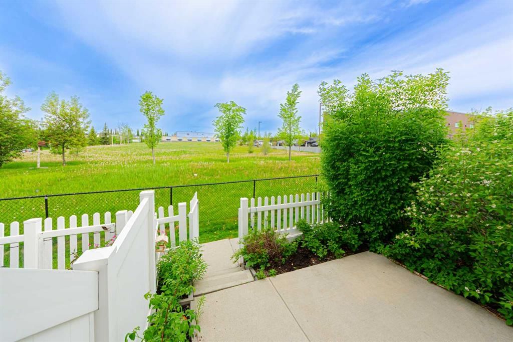 165 Tuscany Court NW, Calgary — photo 2 of 32