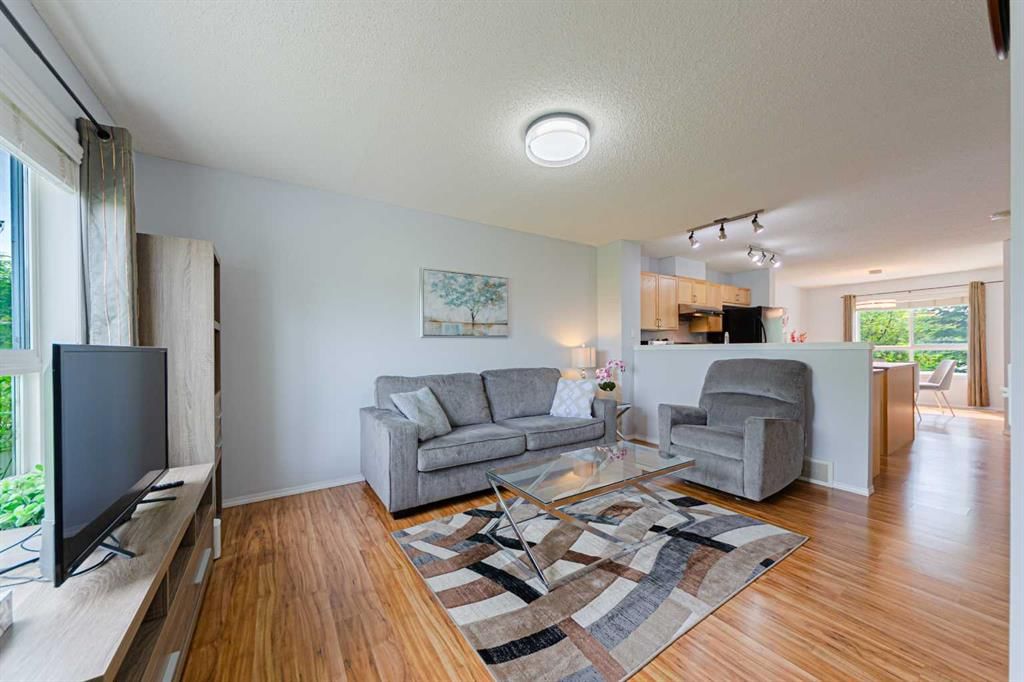 165 Tuscany Court NW, Calgary — photo 5 of 32