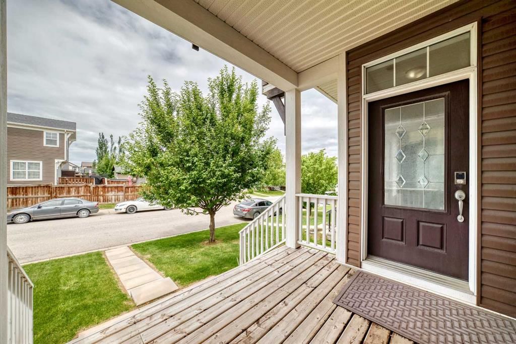 114 Auburn Bay Crescent SE, Calgary — photo 4 of 46