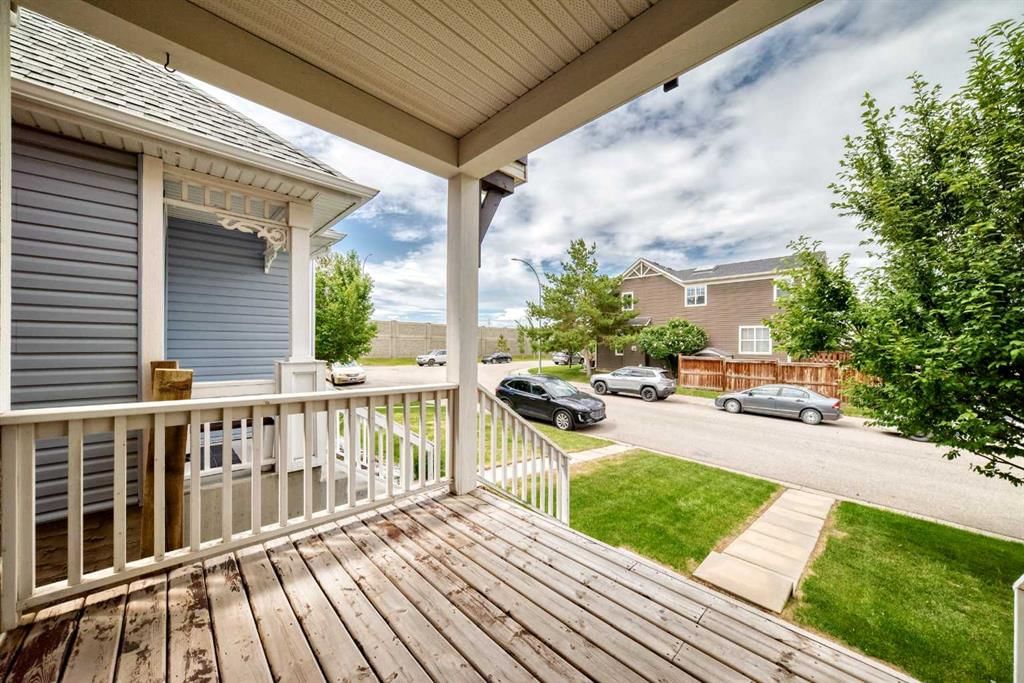 114 Auburn Bay Crescent SE, Calgary — photo 5 of 46