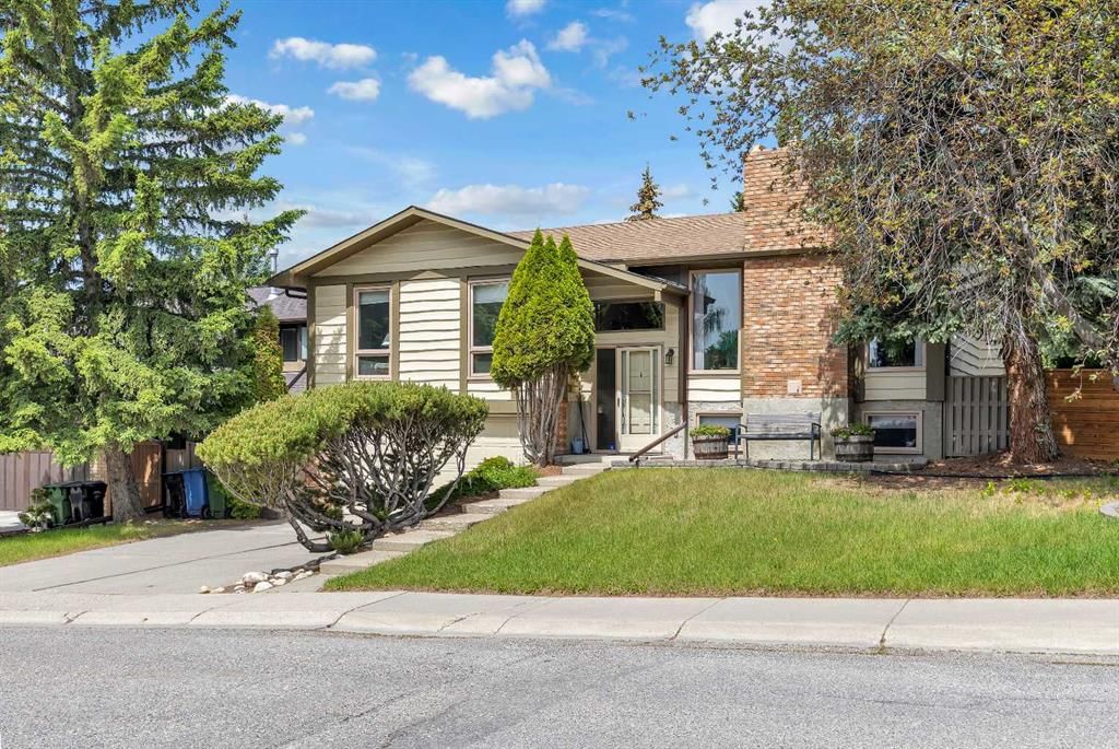 4115 Edgemont Hill NW, Calgary — photo 2 of 48