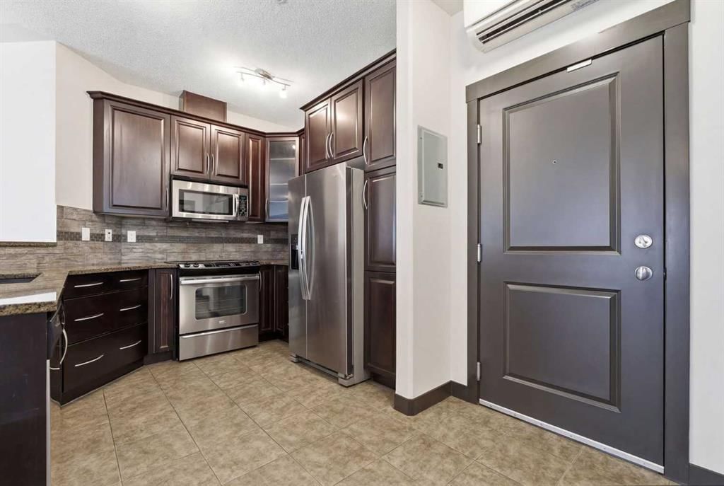414, 35 Inglewood Park SE, Calgary — photo 2 of 29