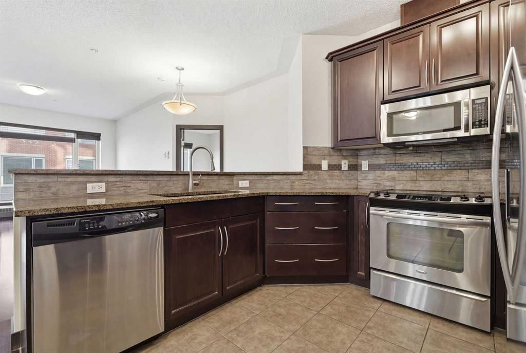 414, 35 Inglewood Park SE, Calgary — photo 4 of 29