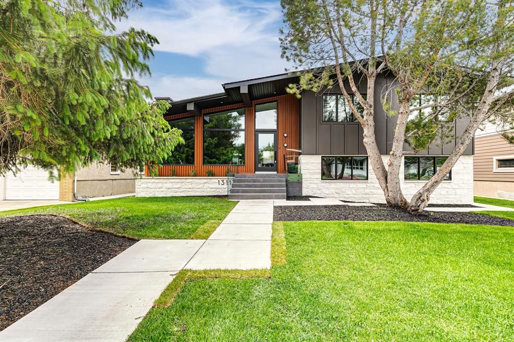 1311 Carlyle Road SW, Calgary — photo 2 of 47