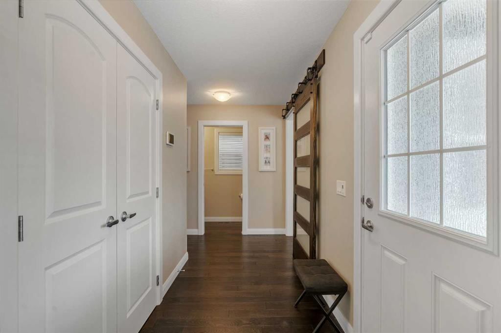 18 Evanscrest Rise NW, Calgary — photo 2 of 40