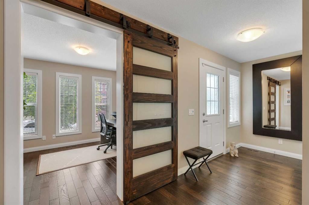 18 Evanscrest Rise NW, Calgary — photo 3 of 40