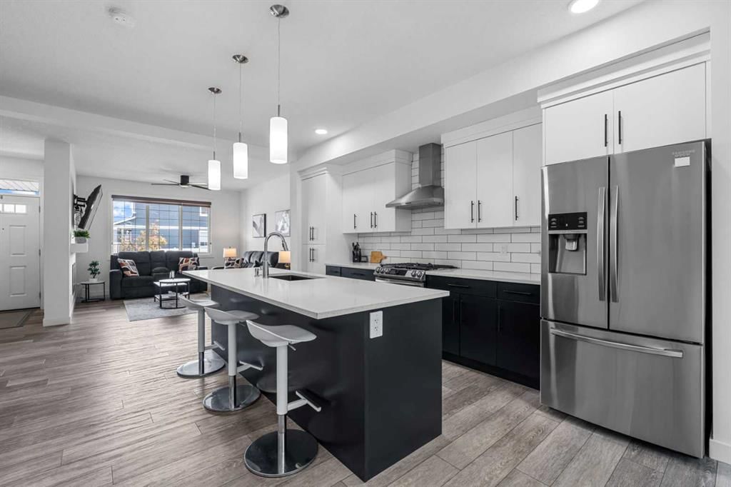 37 Legacy Glen Point SE, Calgary — photo 2 of 50