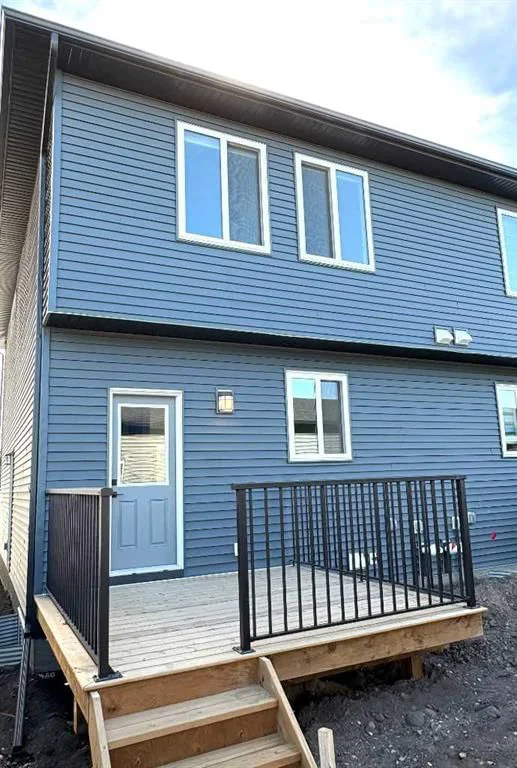 311 Wolf River Drive SE, Calgary — photo 2 of 32