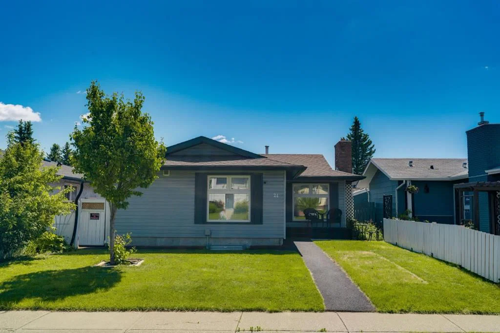 24 Shawcliffe Road SW, Calgary — main listing photo