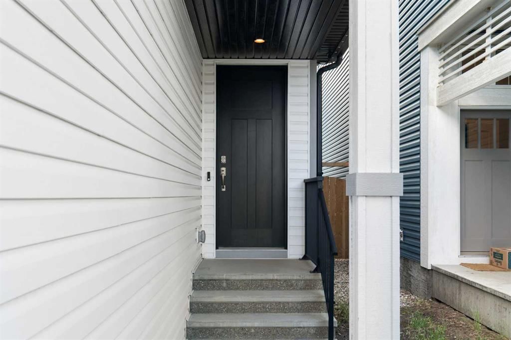 26 Seton Manor SE, Calgary — photo 2 of 50