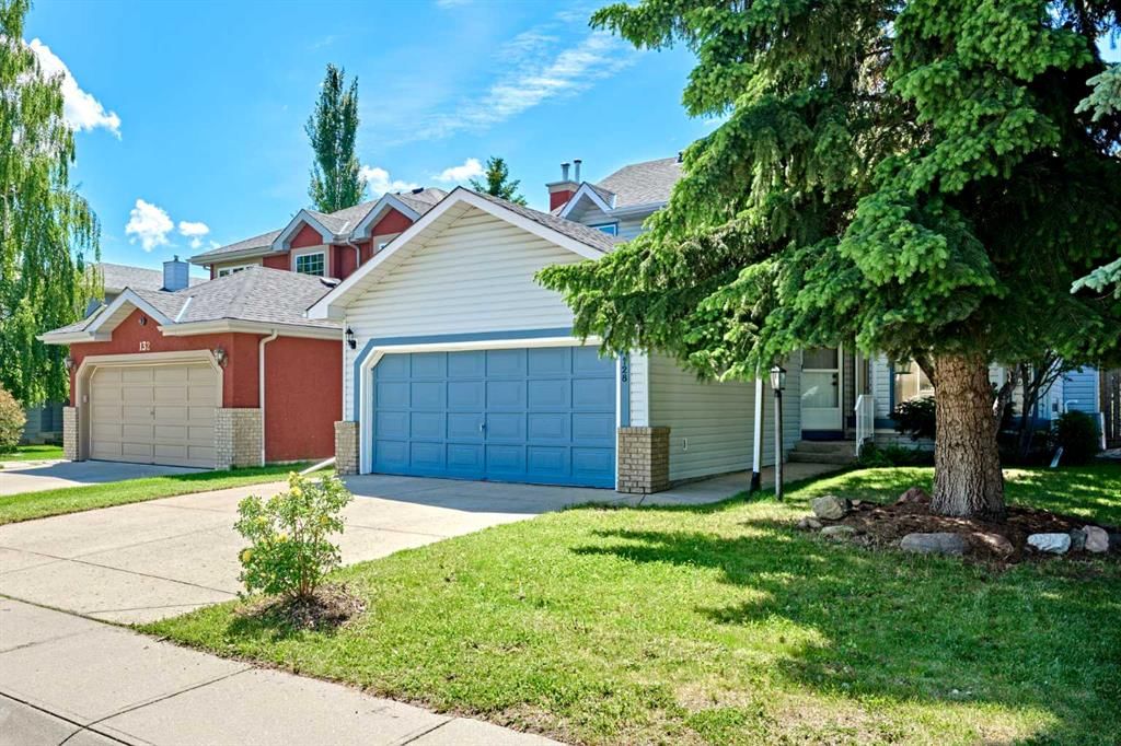 128 Shawbrooke Close SW, Calgary — photo 2 of 50