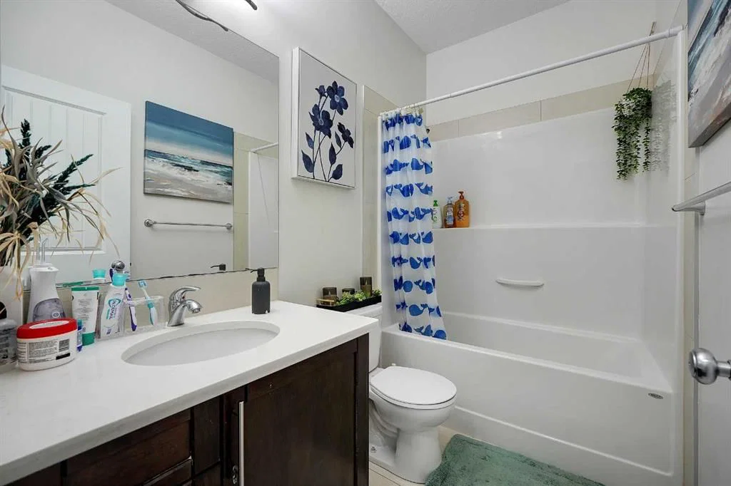 129 Covecreek Bay NE, Calgary — photo 5 of 50