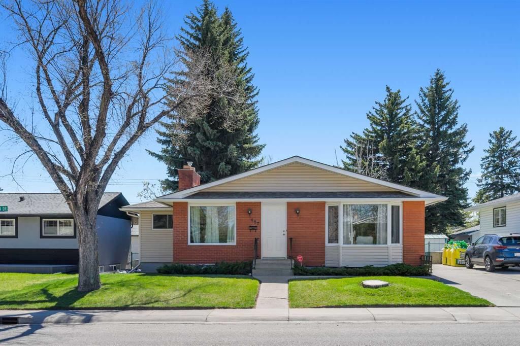 487 Arlington Drive SE, Calgary — main listing photo