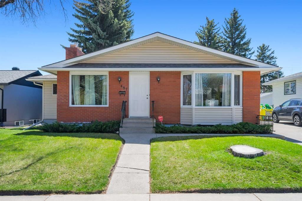 487 Arlington Drive SE, Calgary — photo 2 of 45