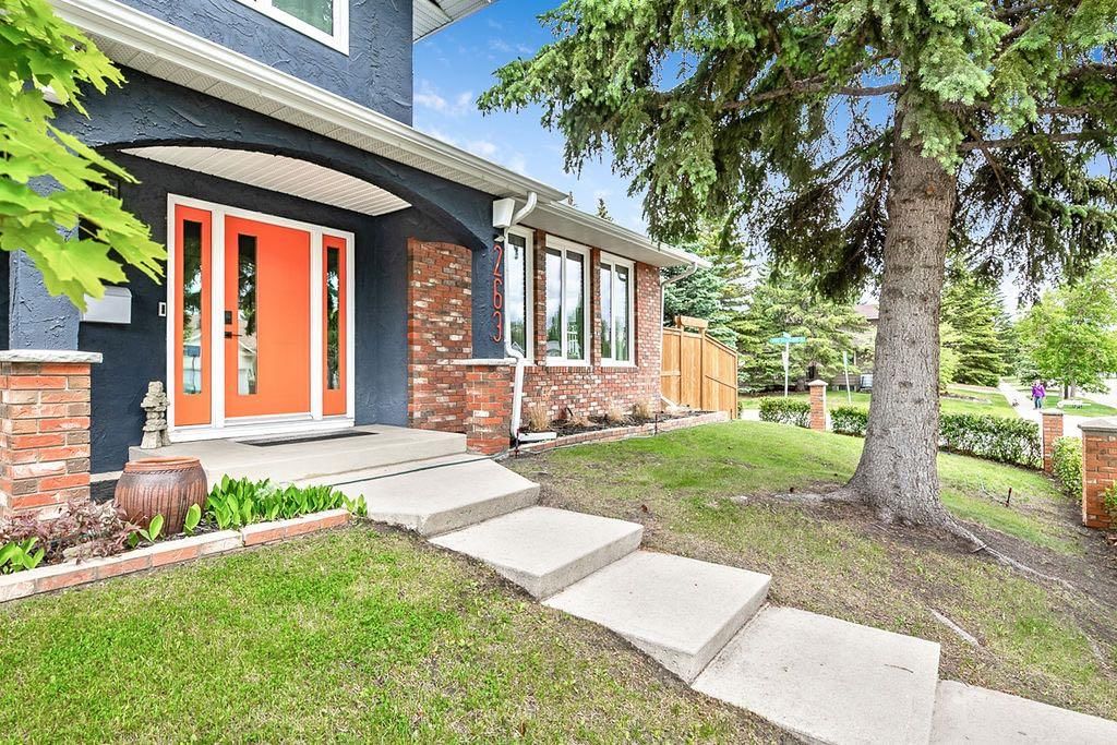 263 Silvergrove Place NW, Calgary — photo 3 of 50