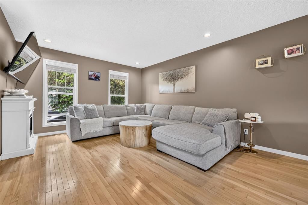 232 Silverado Range Close SW, Calgary — photo 5 of 33