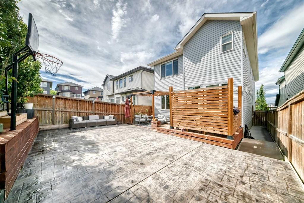 53 Sage Berry Link NW, Calgary — photo 4 of 20