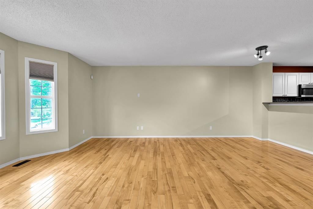 264 Tuscany Springs Boulevard NW, Calgary — photo 5 of 37