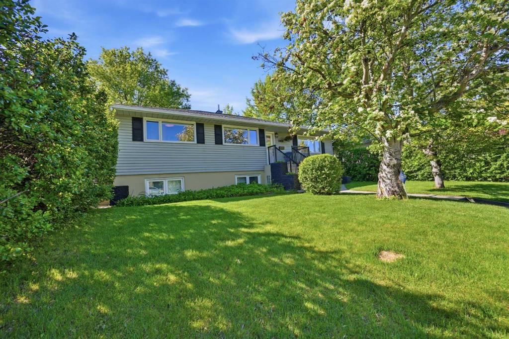 2408 Richmond Road SW, Calgary — photo 2 of 46