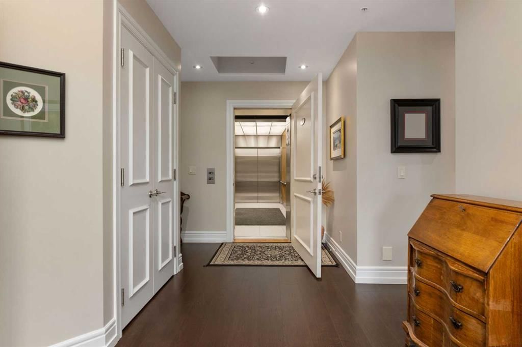 801, 690 Princeton Way SW, Calgary — photo 4 of 50