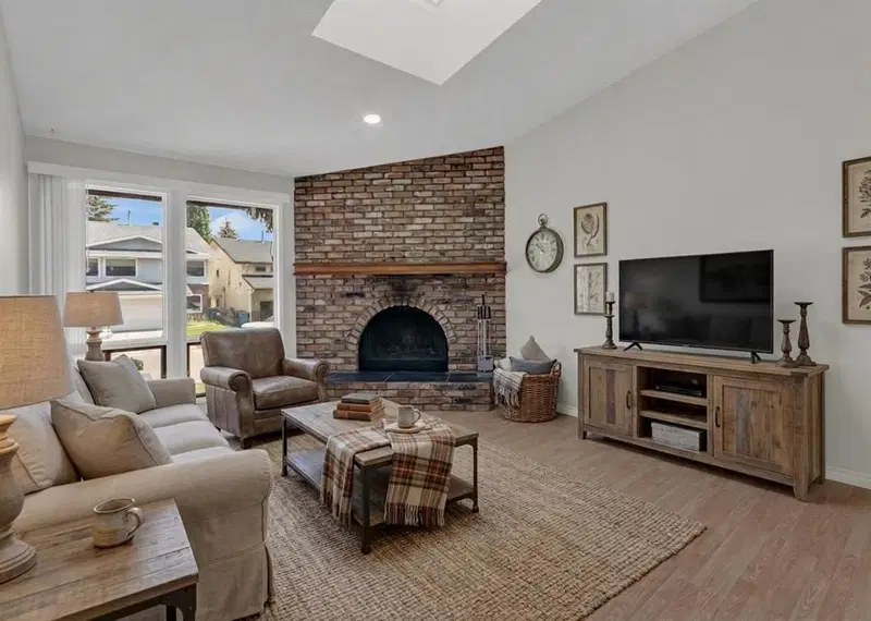 51 Ranchridge Drive NW, Calgary — photo 3 of 39