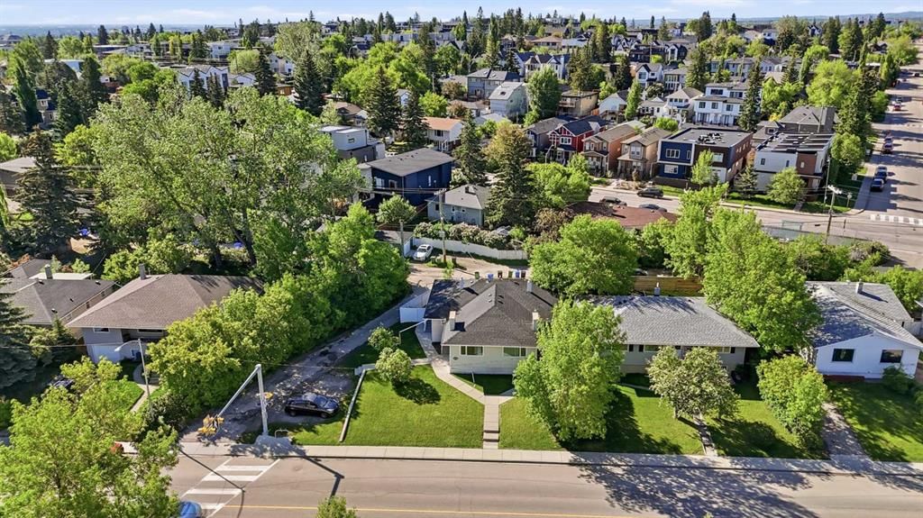 2404 & 2406 Richmond Road SW, Calgary — photo 5 of 47