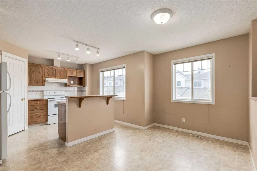 109 Hidden Creek Gardens NW, Calgary — photo 3 of 42