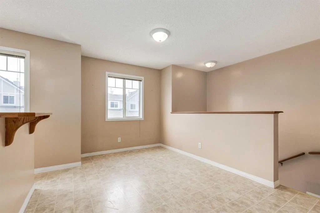 109 Hidden Creek Gardens NW, Calgary — photo 4 of 42
