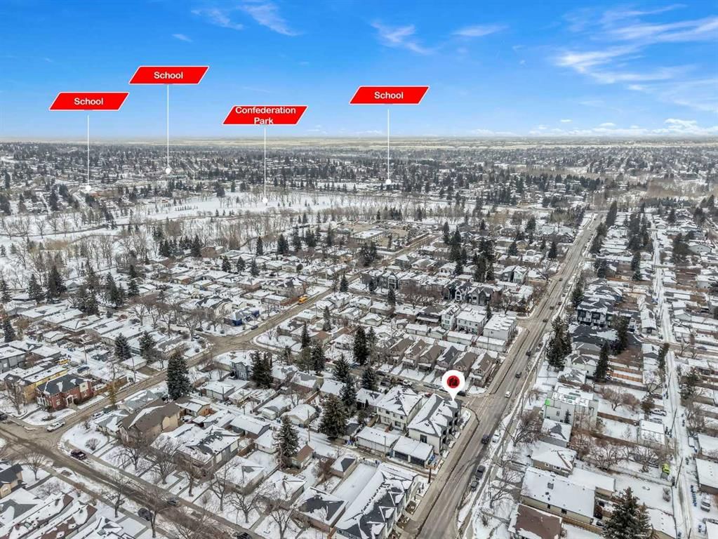 2501 17A Street NW, Calgary — photo 3 of 38